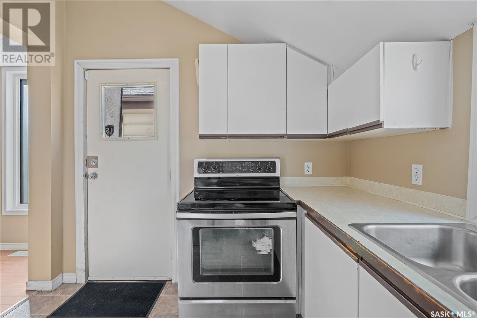 2060 Queen Street, Regina, Saskatchewan  S4T 4C1 - Photo 13 - SK005355