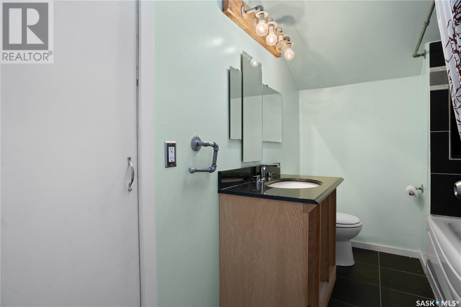 2060 Queen Street, Regina, Saskatchewan  S4T 4C1 - Photo 15 - SK005355