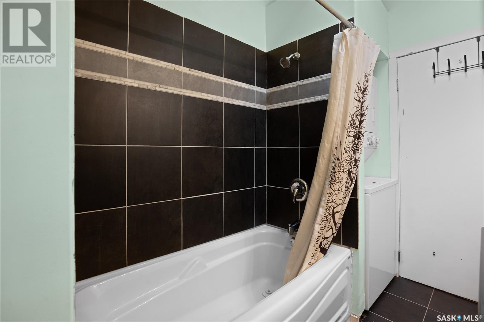 2060 Queen Street, Regina, Saskatchewan  S4T 4C1 - Photo 17 - SK005355