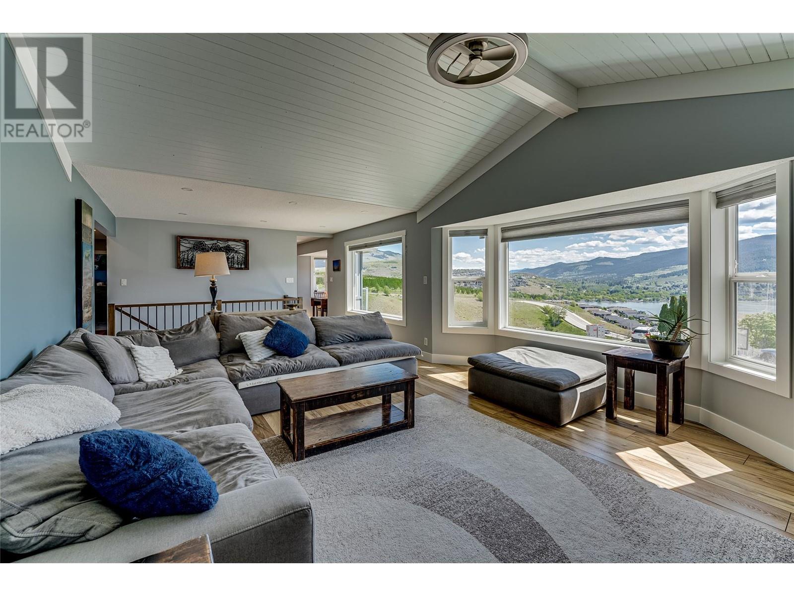 9090 College Drive, Coldstream, British Columbia  V1B 2P7 - Photo 16 - 10346802