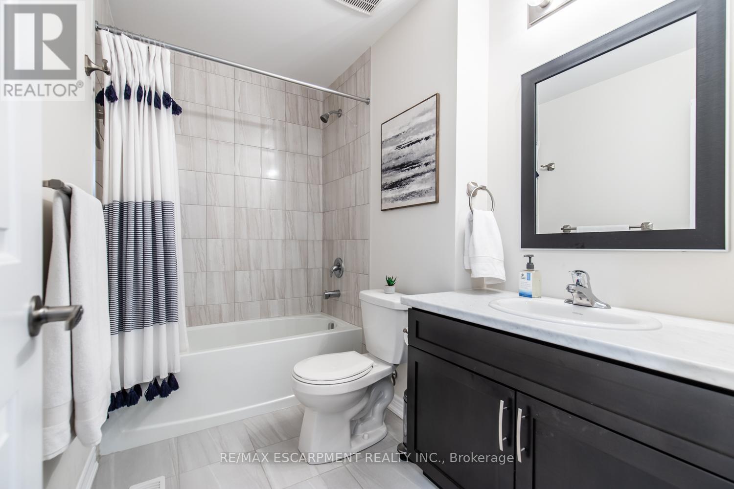 31 - 27 Rachel Drive, Hamilton, Ontario  L8E 0K6 - Photo 29 - X12138476