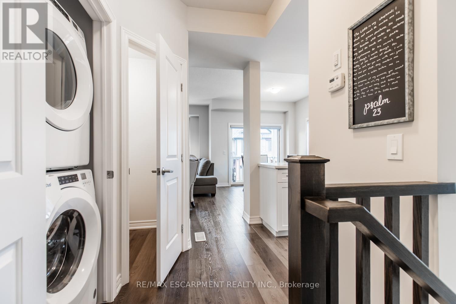 31 - 27 Rachel Drive, Hamilton, Ontario  L8E 0K6 - Photo 6 - X12138476