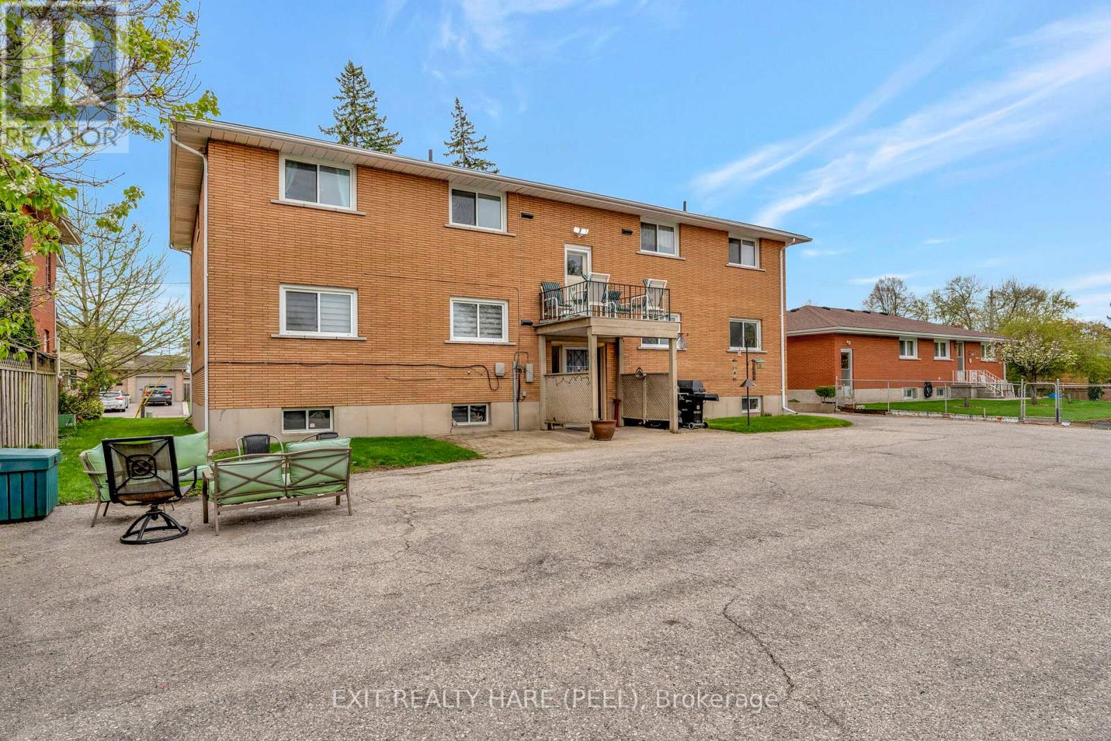 52 Hampton Street, Brant, Ontario  N3S 4K8 - Photo 22 - X12138497