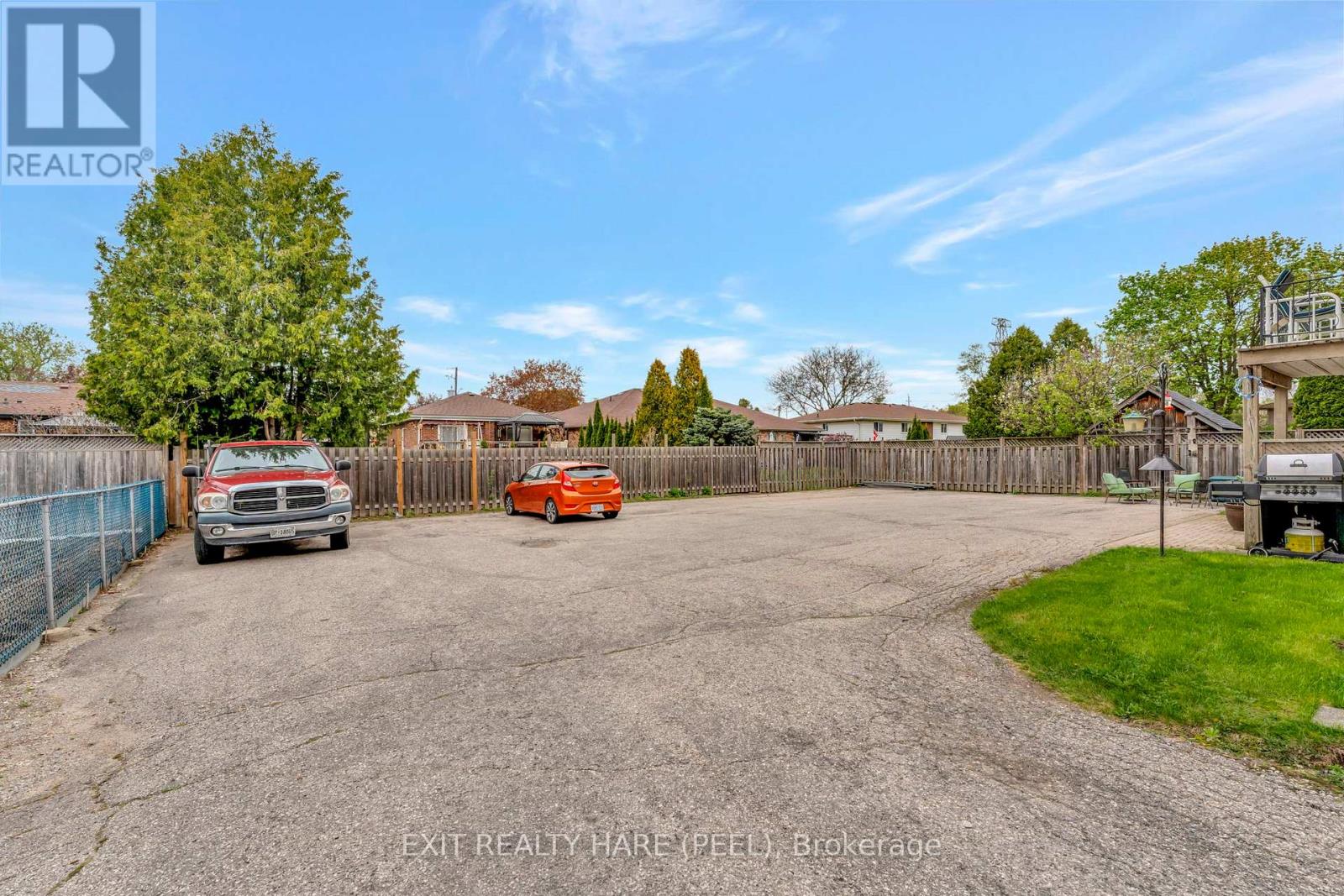 52 Hampton Street, Brant, Ontario  N3S 4K8 - Photo 28 - X12138497