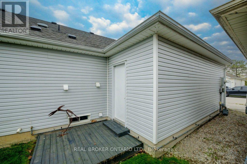 9 Balsam Trail, Norfolk, Ontario  N0E 1M0 - Photo 42 - X12138506