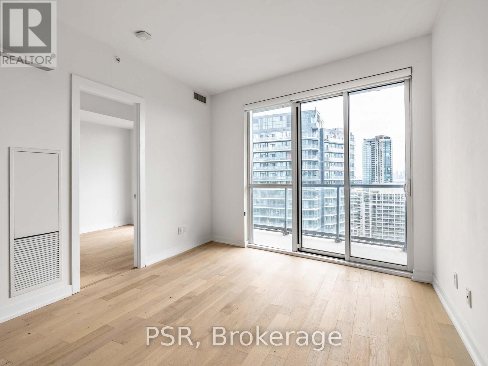 2202 - 20 Bruyeres Mews, Toronto, Ontario  M5V 0G8 - Photo 4 - C12138575