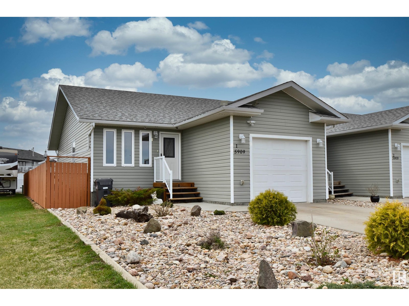#1 5909 48 Av, St. Paul Town, Alberta  T0A 3A1 - Photo 2 - E4435661