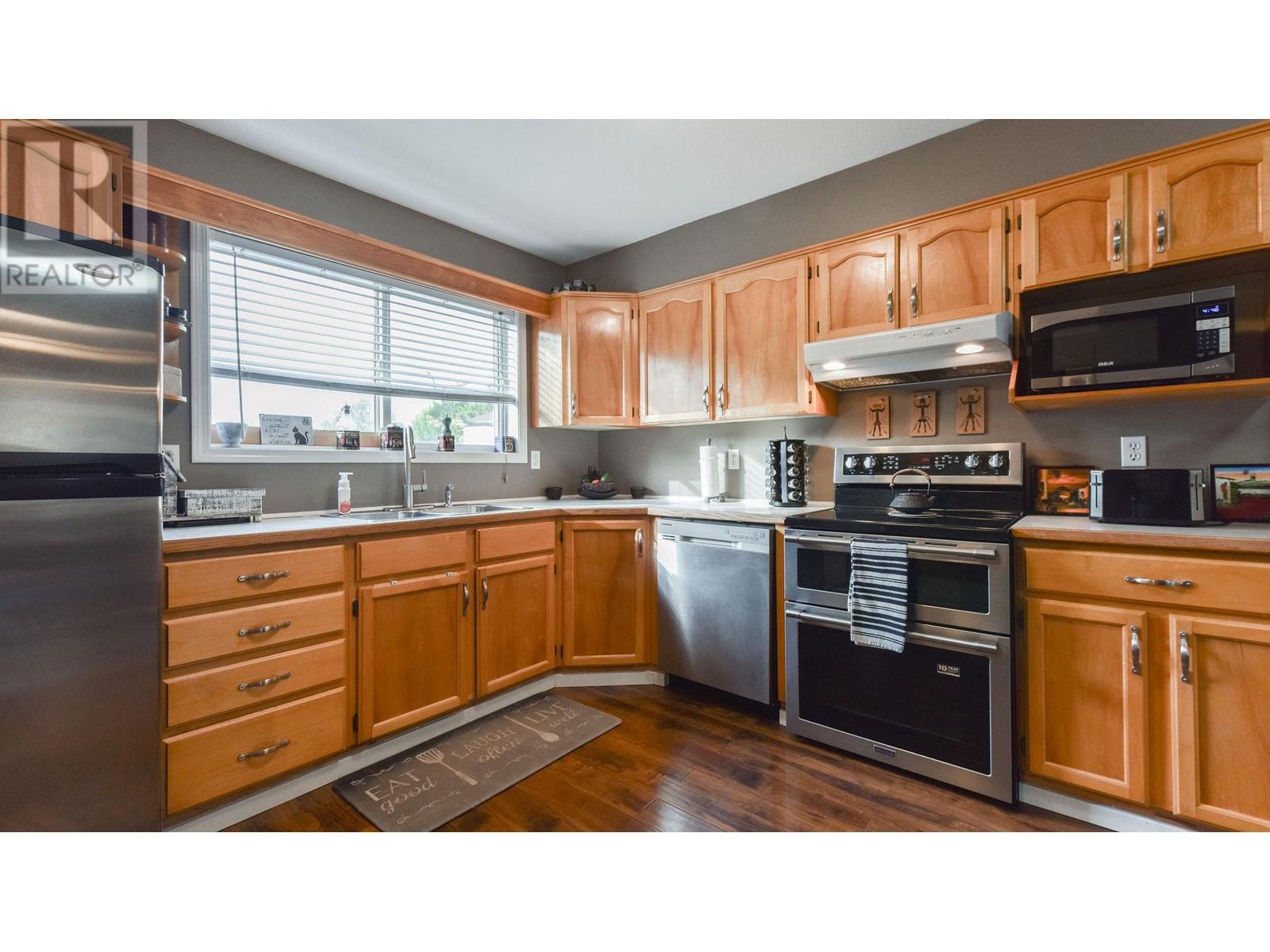 1458 Penticton Avenue Unit# 164, Penticton, British Columbia  V2A 8L3 - Photo 3 - 10347083