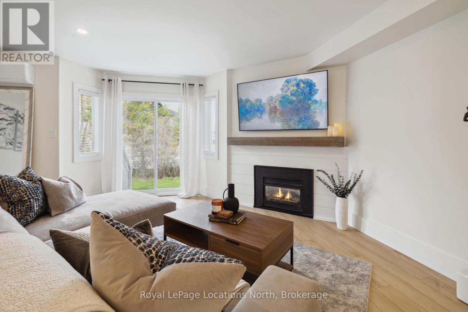Property at 16 - 15 WATTS CRESCENT image 1