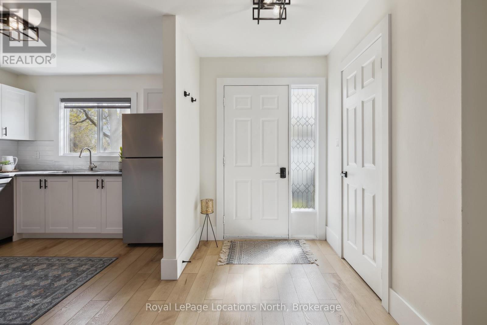 Property at 16 - 15 WATTS CRESCENT image 3