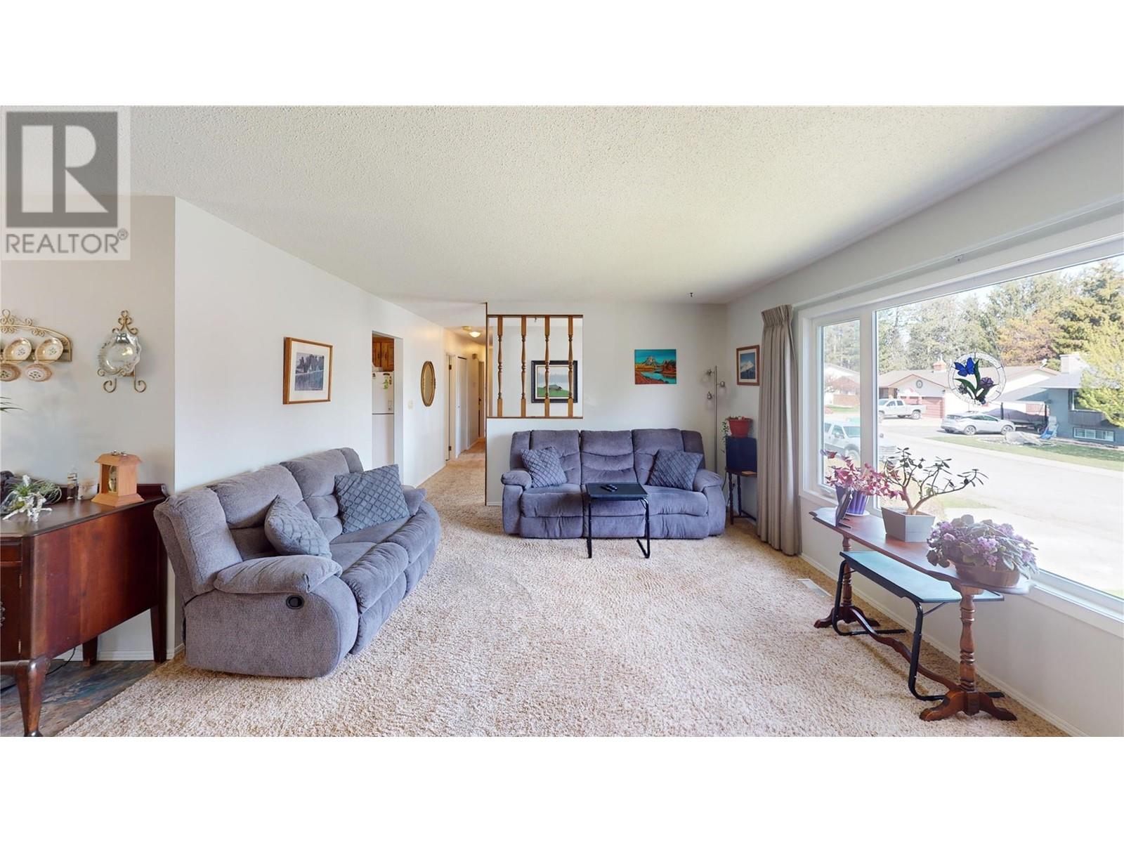 1313 17 Street S, Cranbrook, British Columbia  V1C 5M4 - Photo 5 - 10347208