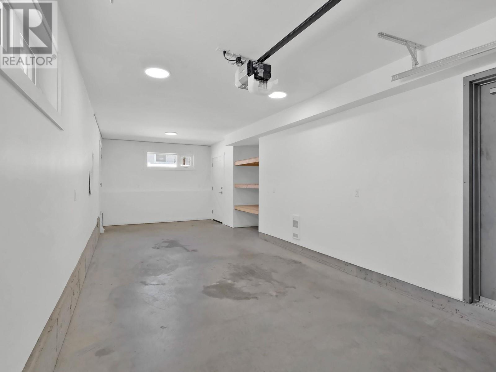 54 Granby Avenue, Penticton, British Columbia  V2A 2Y7 - Photo 27 - 10347177