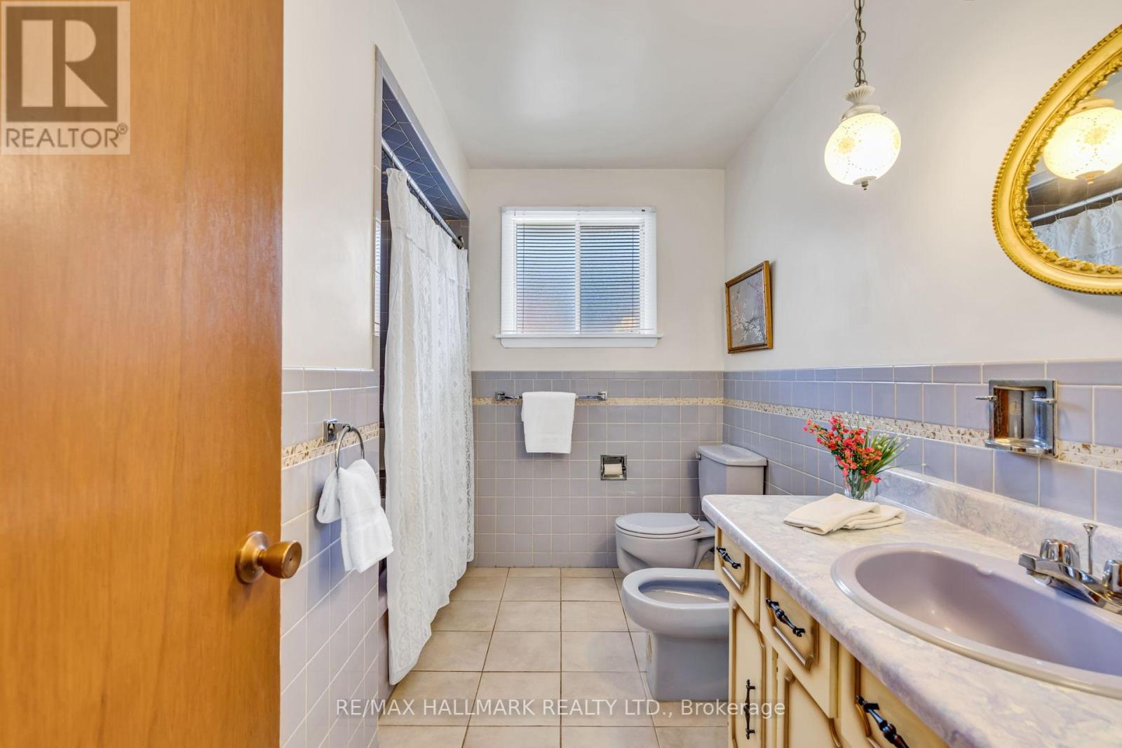 36 Jasmine Road, Toronto, Ontario  M9M 2P9 - Photo 35 - W12138571