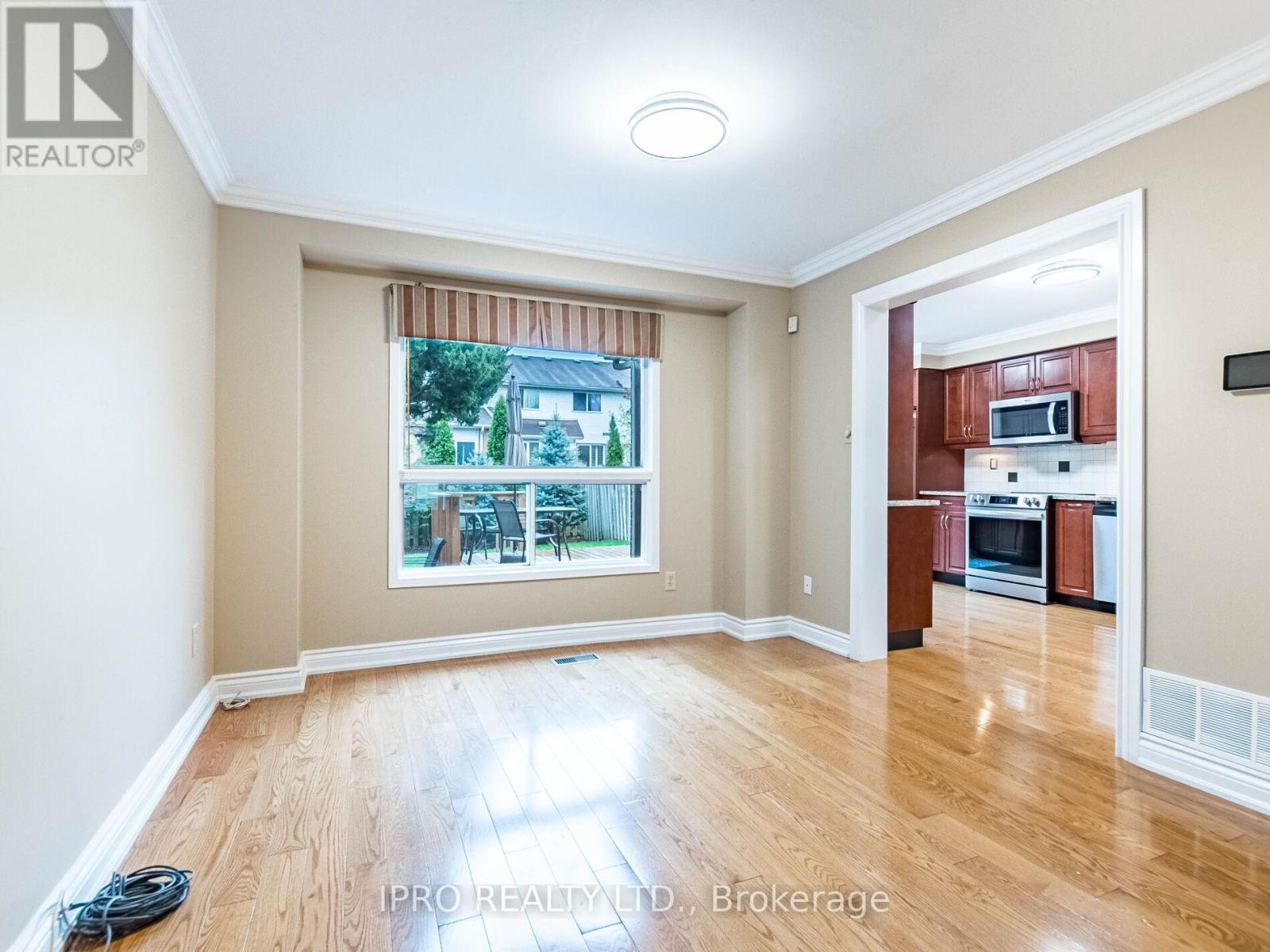 2771 Lindholm Crescent, Mississauga, Ontario  L5M 4S1 - Photo 14 - W12128370