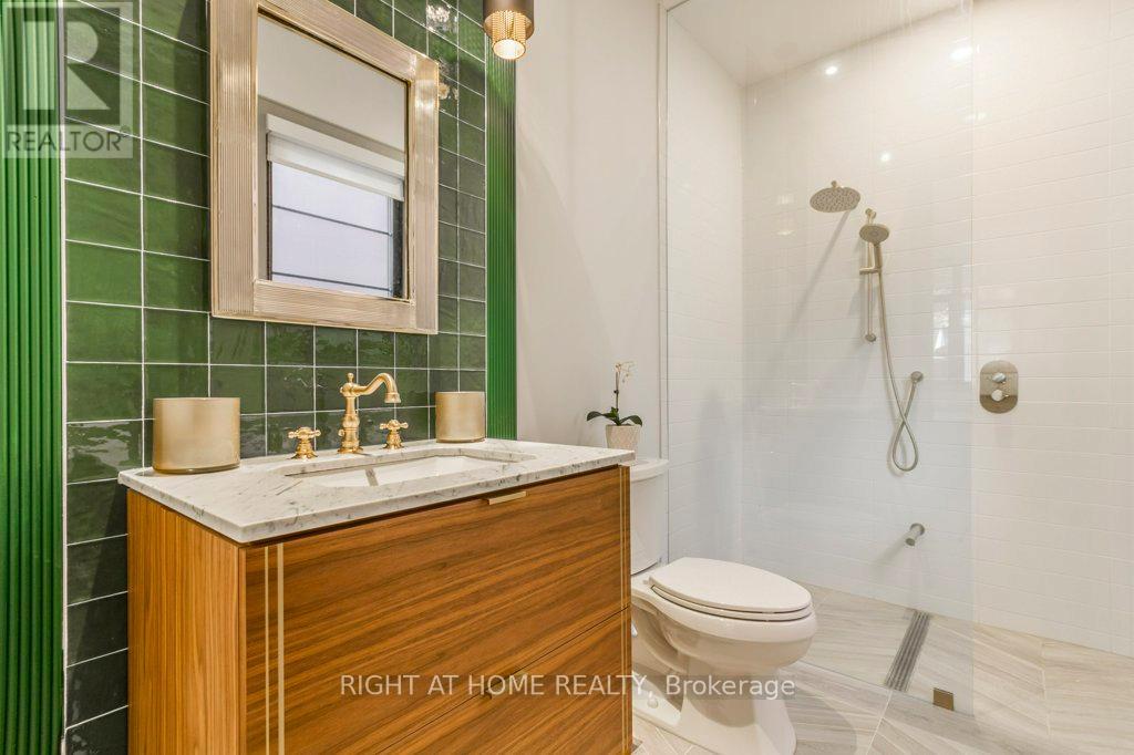 118 Martin Grove Road, Toronto, Ontario  M9B 4K5 - Photo 17 - W12057499