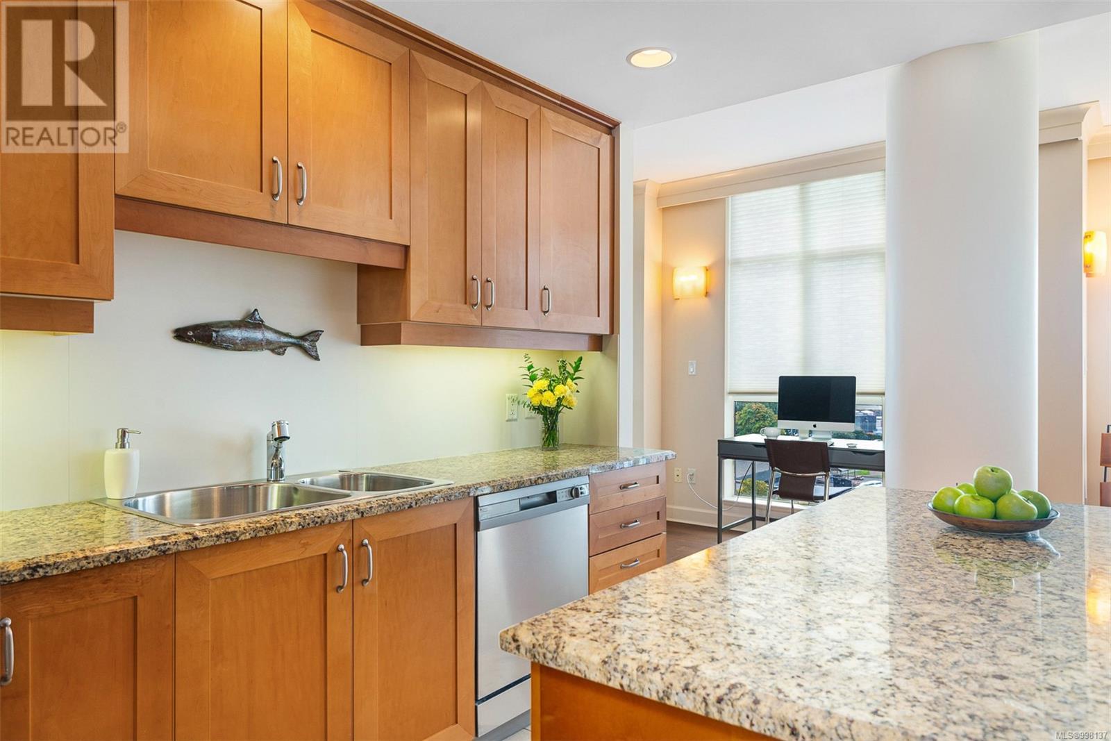 806 21 Dallas Rd, Victoria, British Columbia  V8V 4Z9 - Photo 27 - 998137