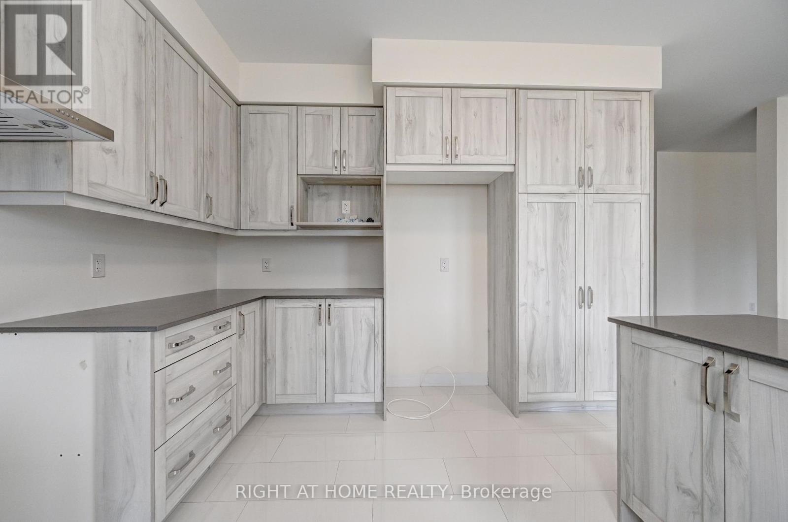 409 Adelaide Street, Wellington North, Ontario  N0G 1A0 - Photo 8 - X12136587