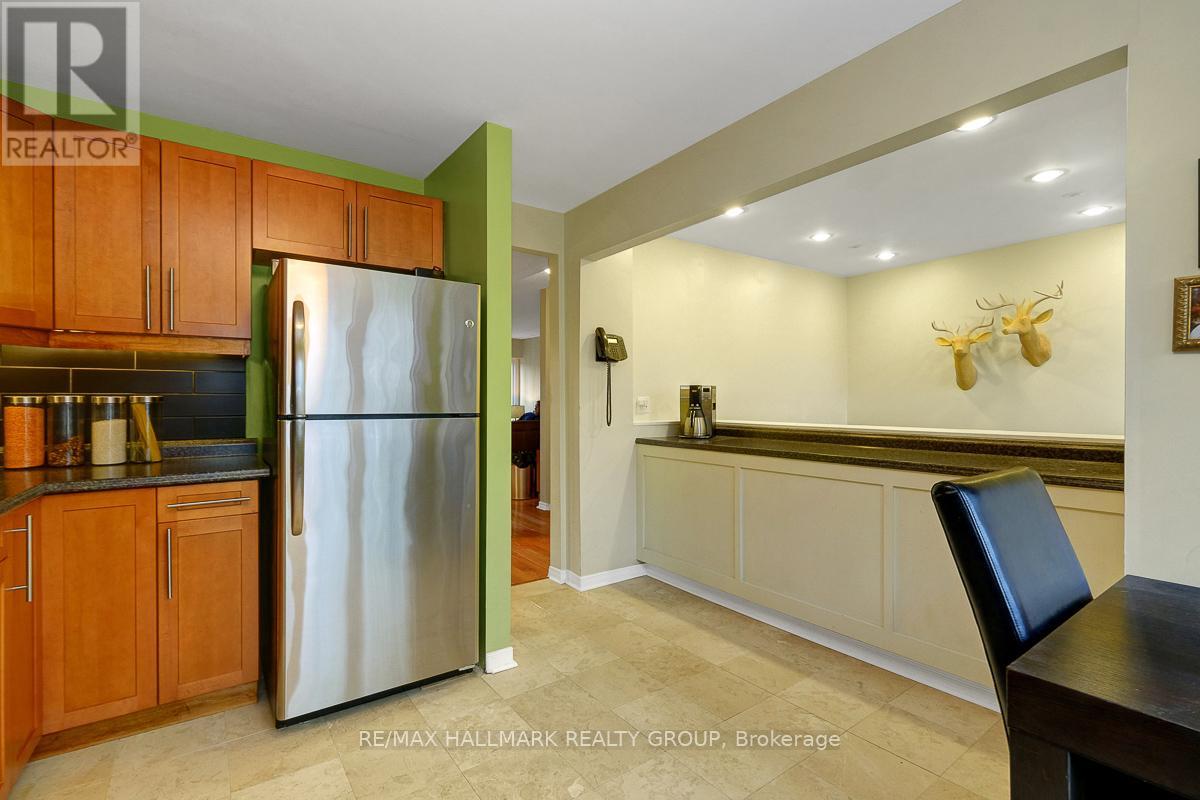 2120 Eric Crescent, Ottawa, Ontario  K1B 4P4 - Photo 13 - X12138612