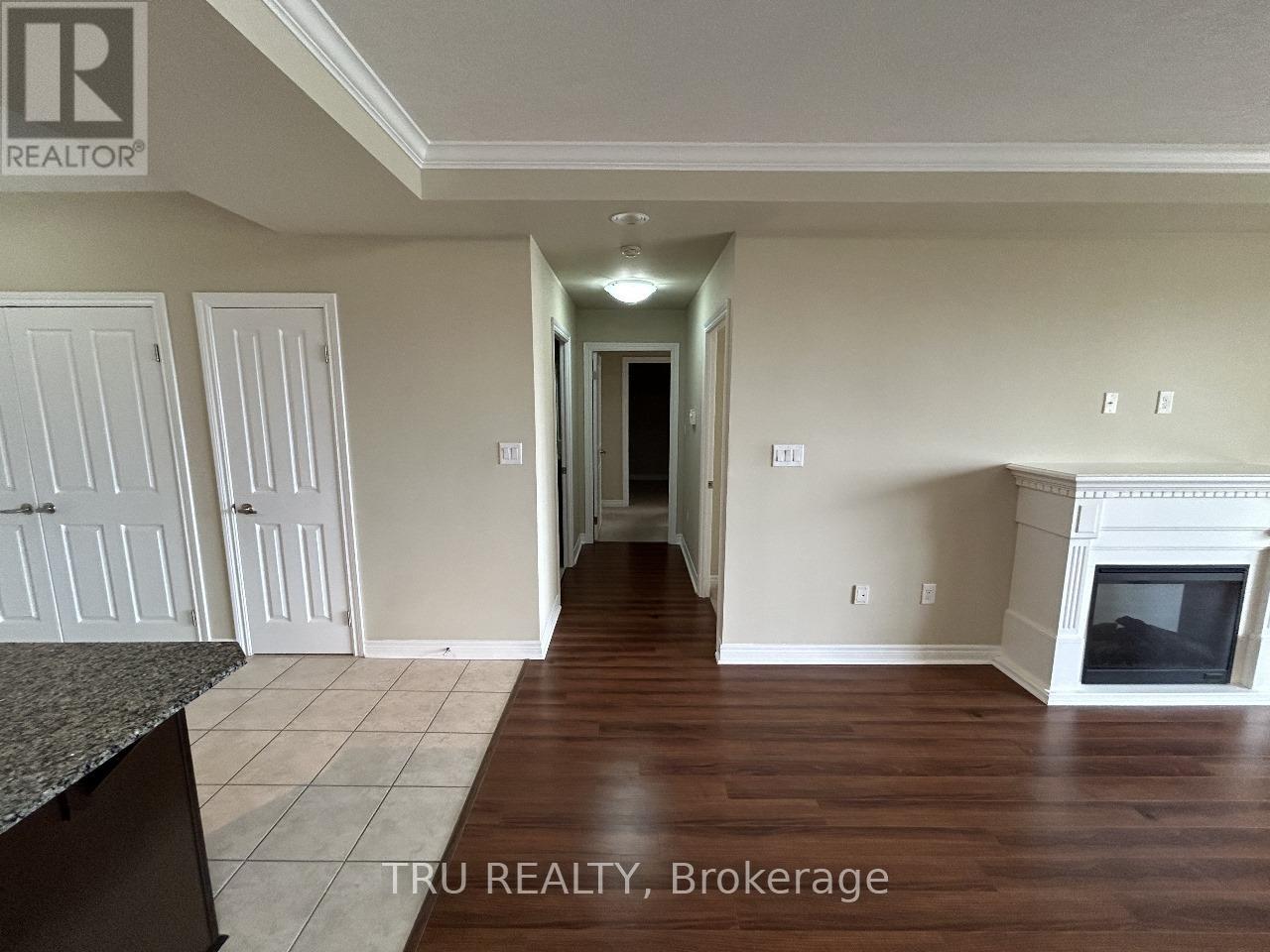 201 - 1030 Coronation Drive, London North (North I), Ontario  N6G 0G5 - Photo 14 - X12138662