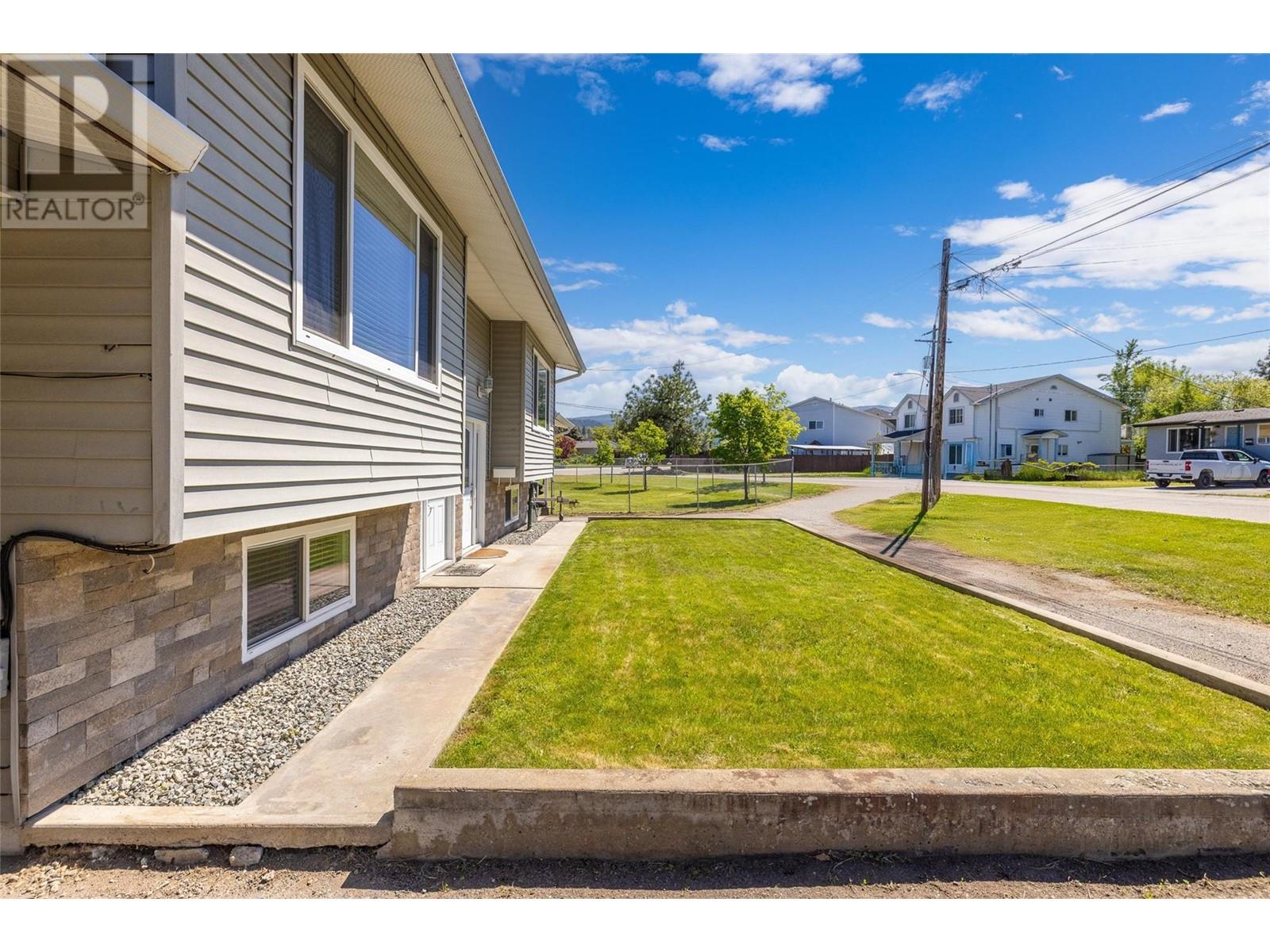 Property at 843 Matt Road image 3