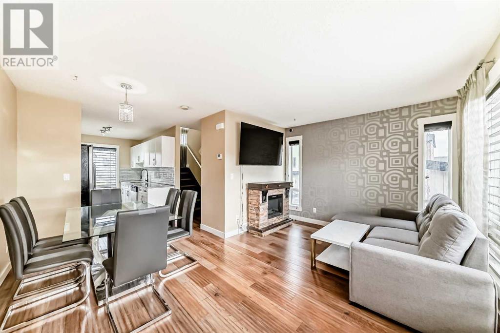 Property at 464 Covecreek Circle NE image 2