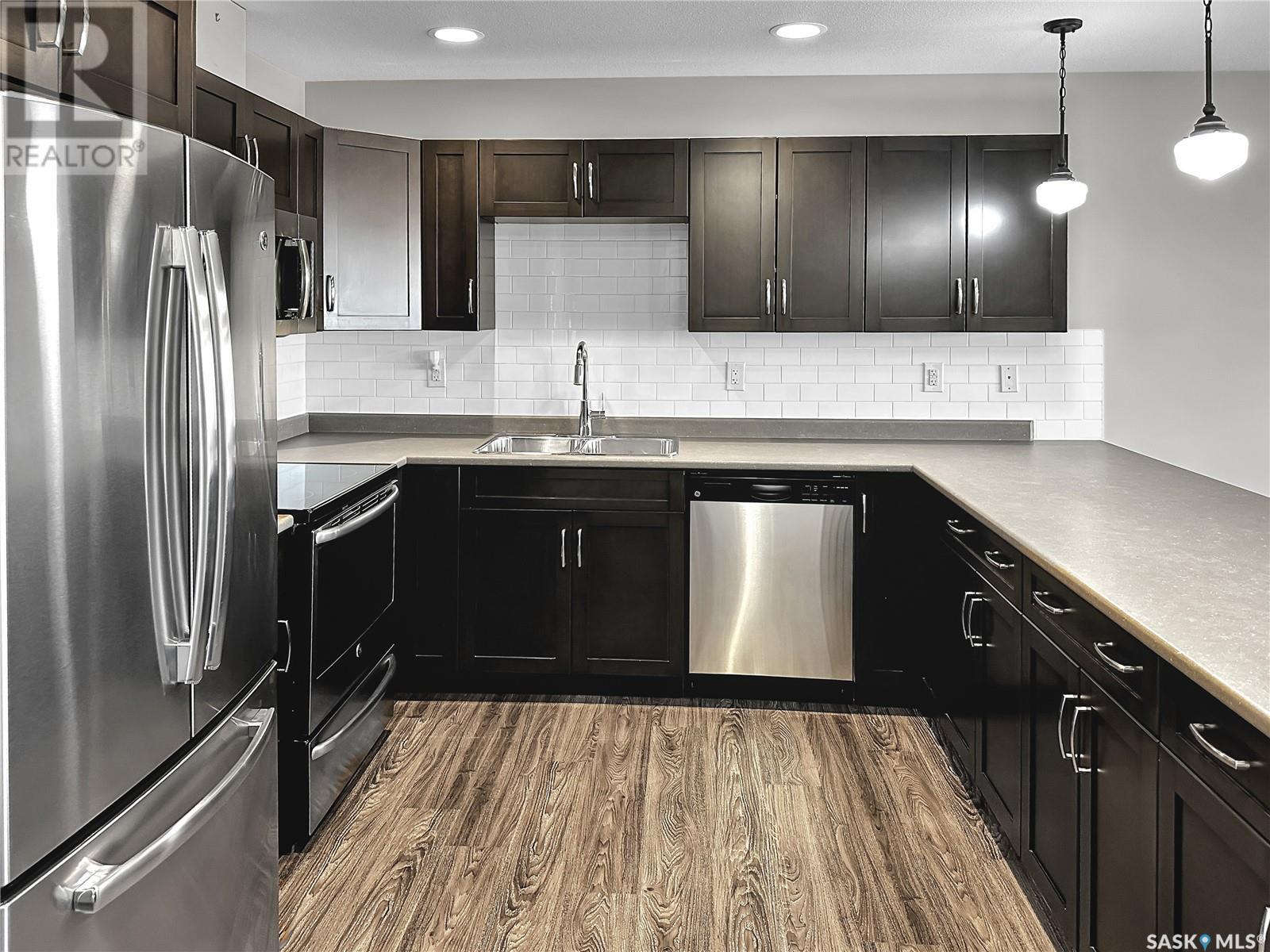 Property at 402 2452 Killdeer DRIVE image 3