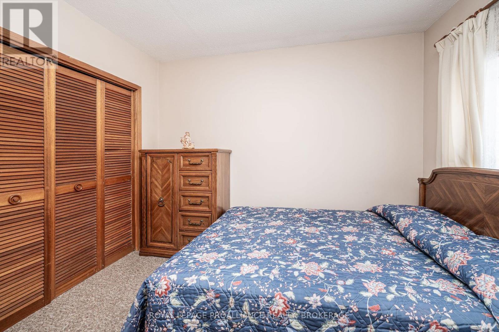 58 Joseph Street, Kingston, Ontario  K7K 2H5 - Photo 5 - X12115900