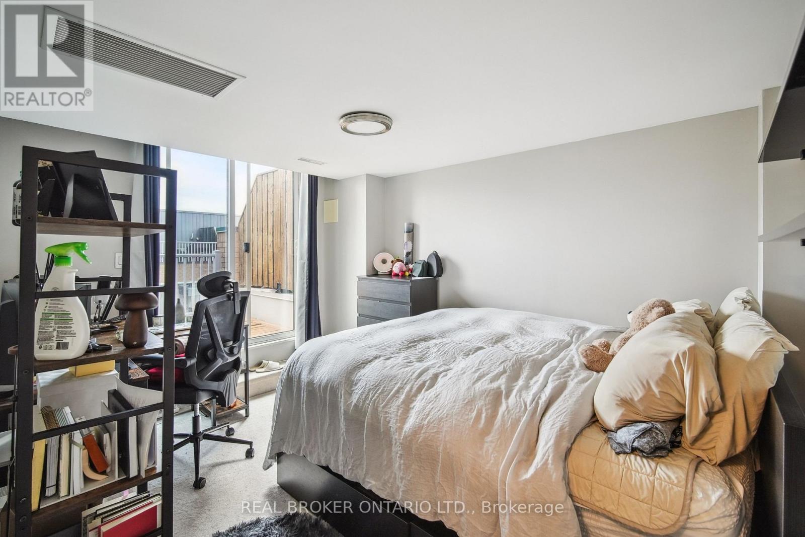 239 - 21 Ruttan Street, Toronto, Ontario  M6P 0A1 - Photo 19 - C12138608