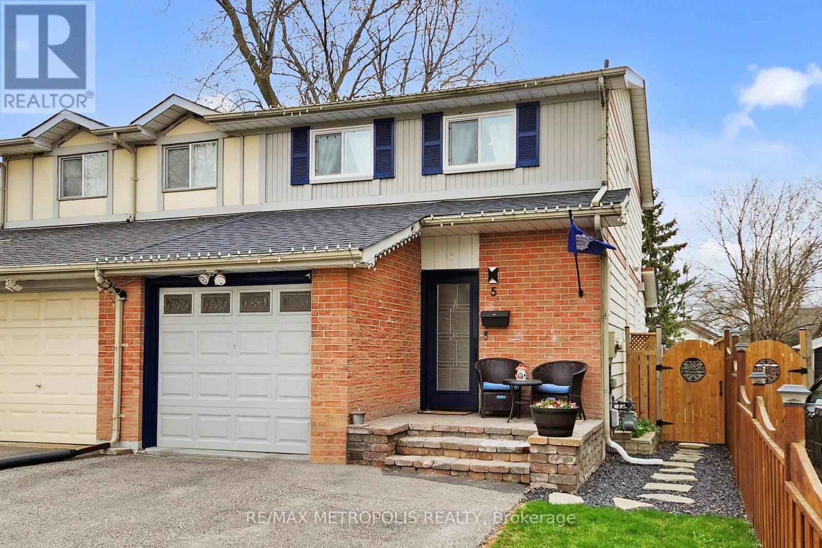 Property at 5 THOMAS STREET image 3