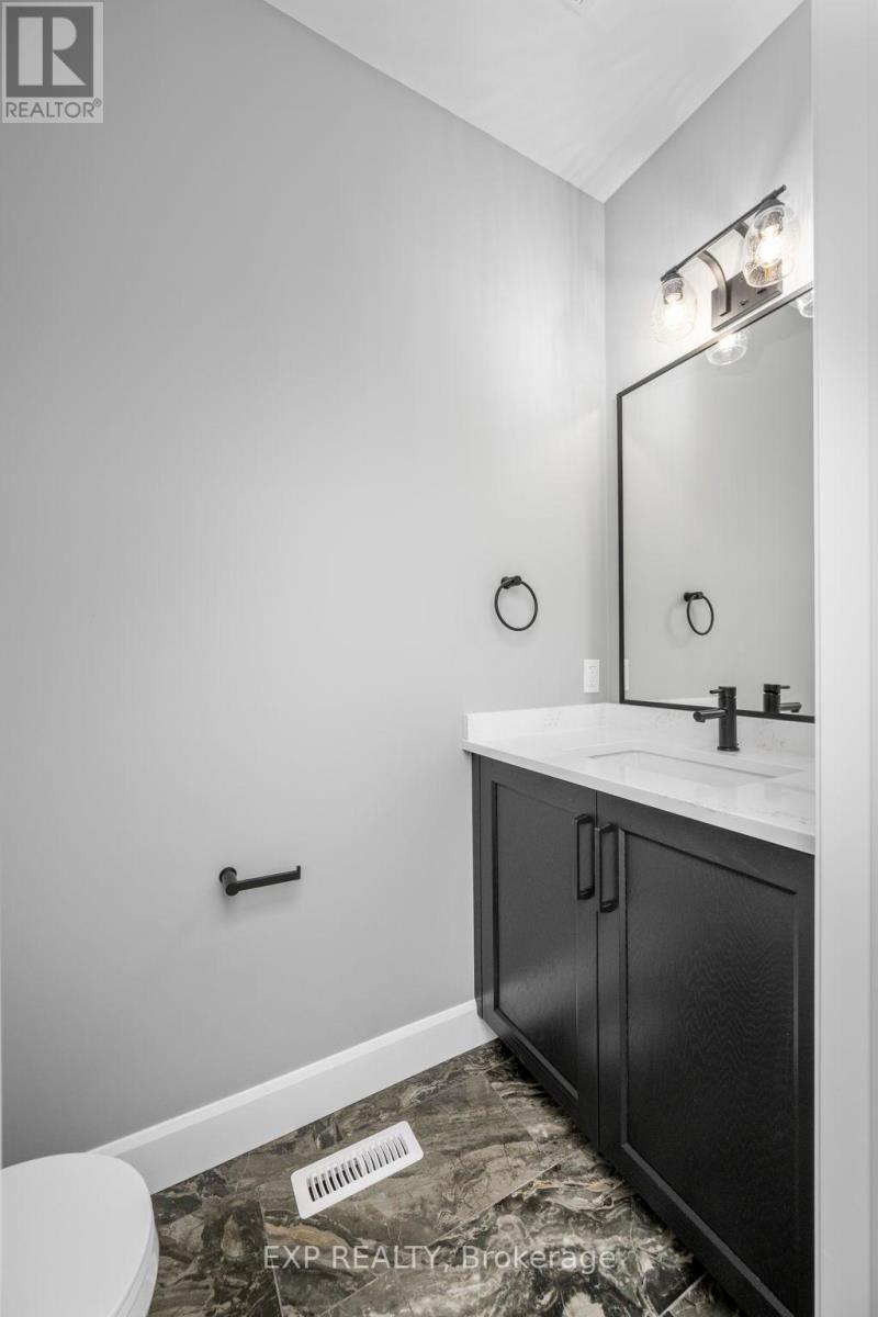 2060 Wickerson Road, London South, Ontario  N6K 5C4 - Photo 10 - X12138718