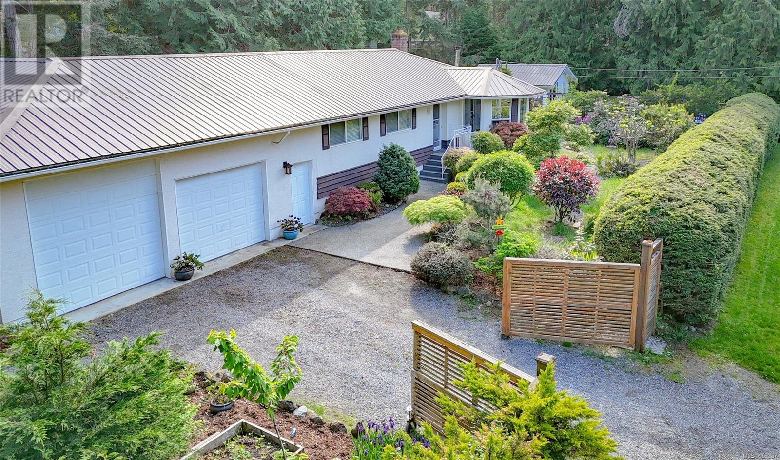 Property at 34 Malaspina Dr image 1