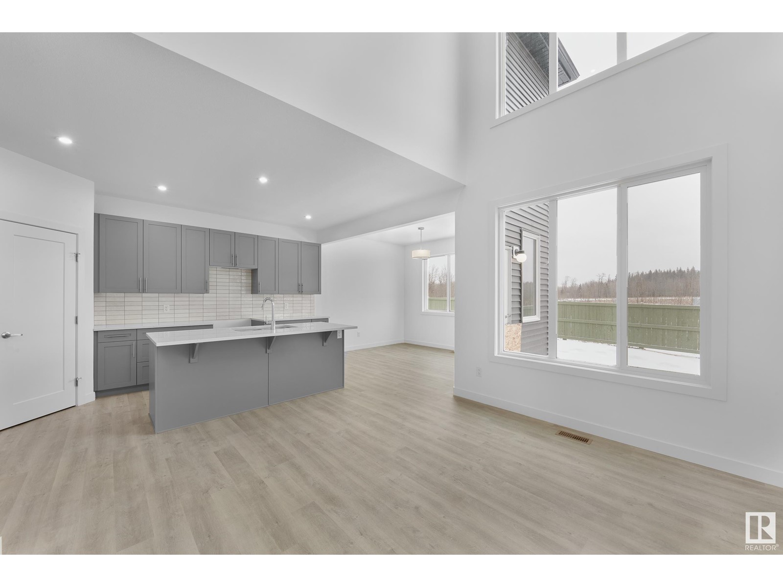 21336 38 AV NW, Edmonton, Alberta