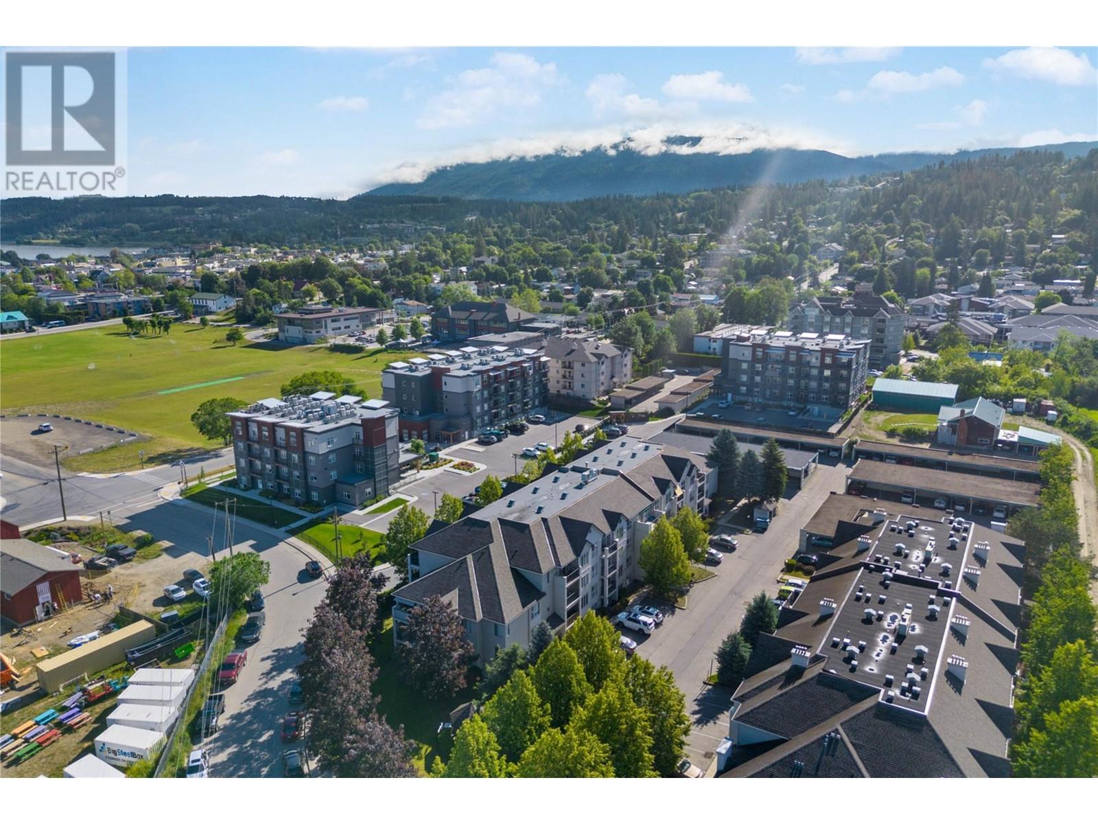 640 3 Street Sw Unit# 306, Salmon Arm, British Columbia  V1E 2R3 - Photo 1 - 10347227