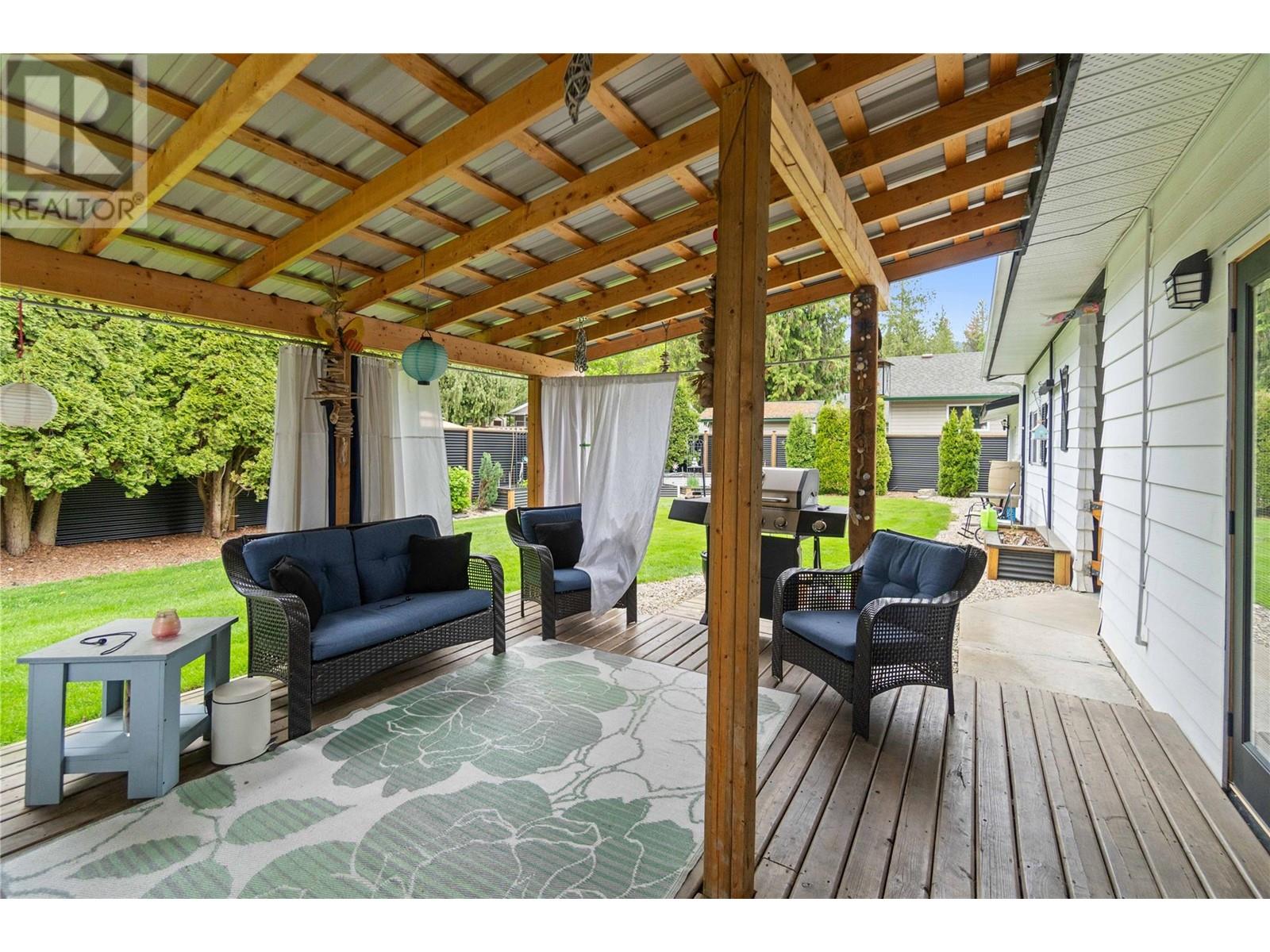 1002 Larch Avenue, Sicamous, British Columbia  V0E 2V0 - Photo 56 - 10347287