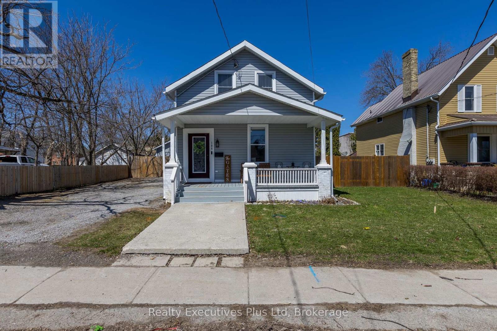 Property at 106 KING STREET image 3