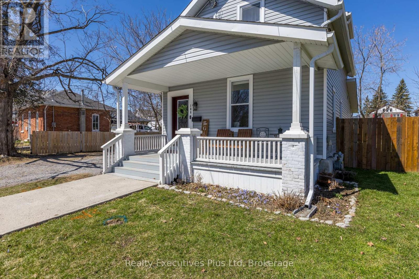 Property at 106 KING STREET image 5