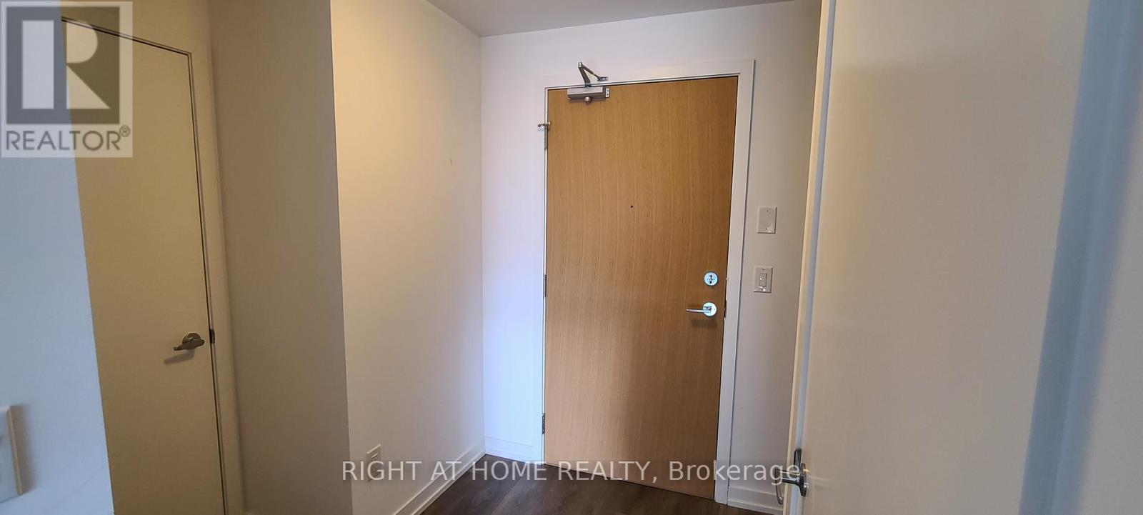 1817 - 2520 Eglinton Avenue W, Mississauga, Ontario  L5M 0Y4 - Photo 18 - W12138679