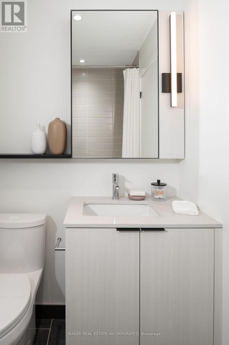 315 - 740 Dupont Street, Toronto, Ontario  M6G 0A9 - Photo 11 - W12138680