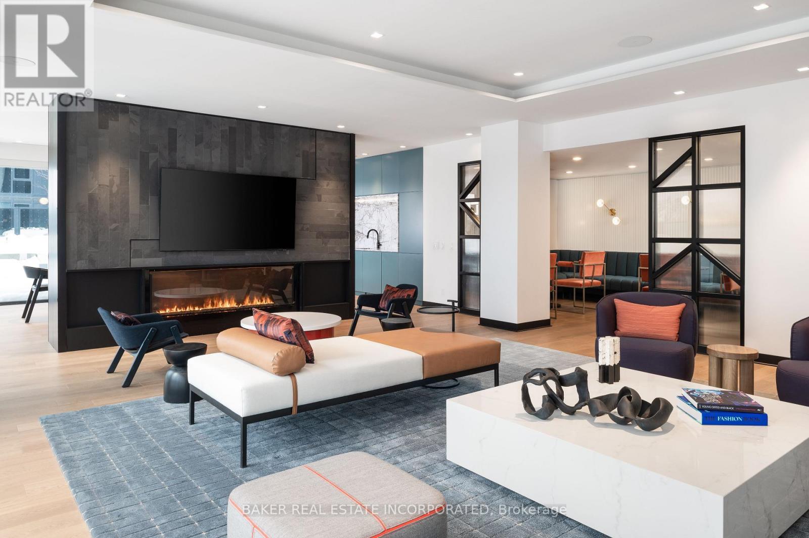 315 - 740 Dupont Street, Toronto, Ontario  M6G 0A9 - Photo 3 - W12138680