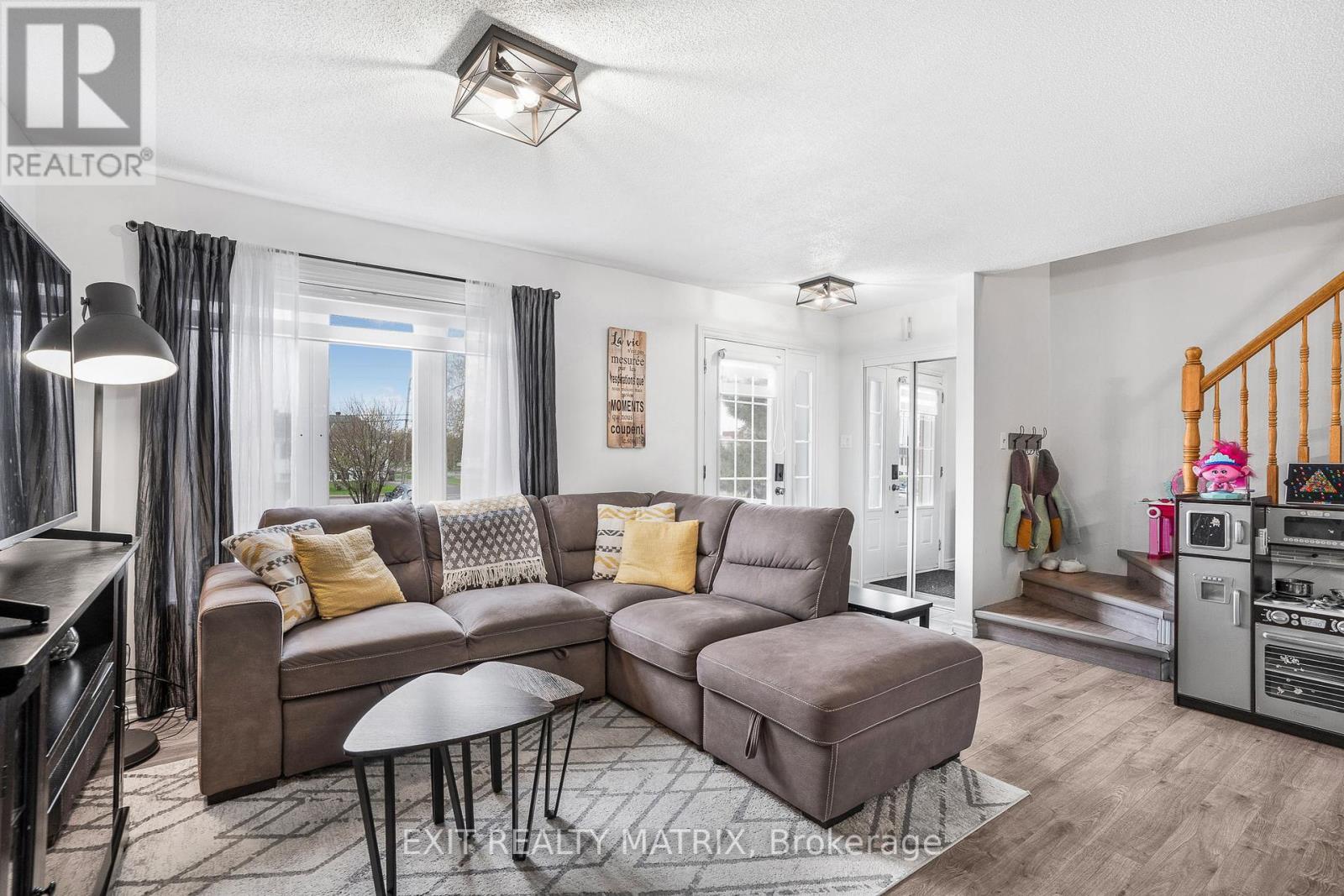 732 Nelson Street W, Hawkesbury, Ontario  K6A 3P2 - Photo 6 - X12138725