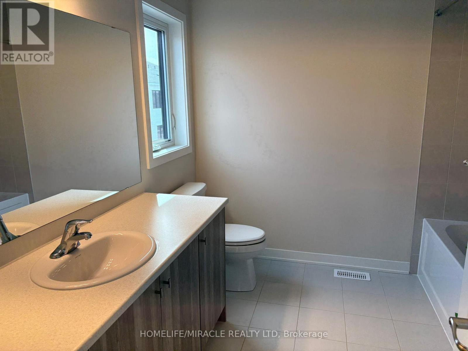 471 Brigatine Avenue, Ottawa, Ontario  K2S 0P9 - Photo 8 - X12138648