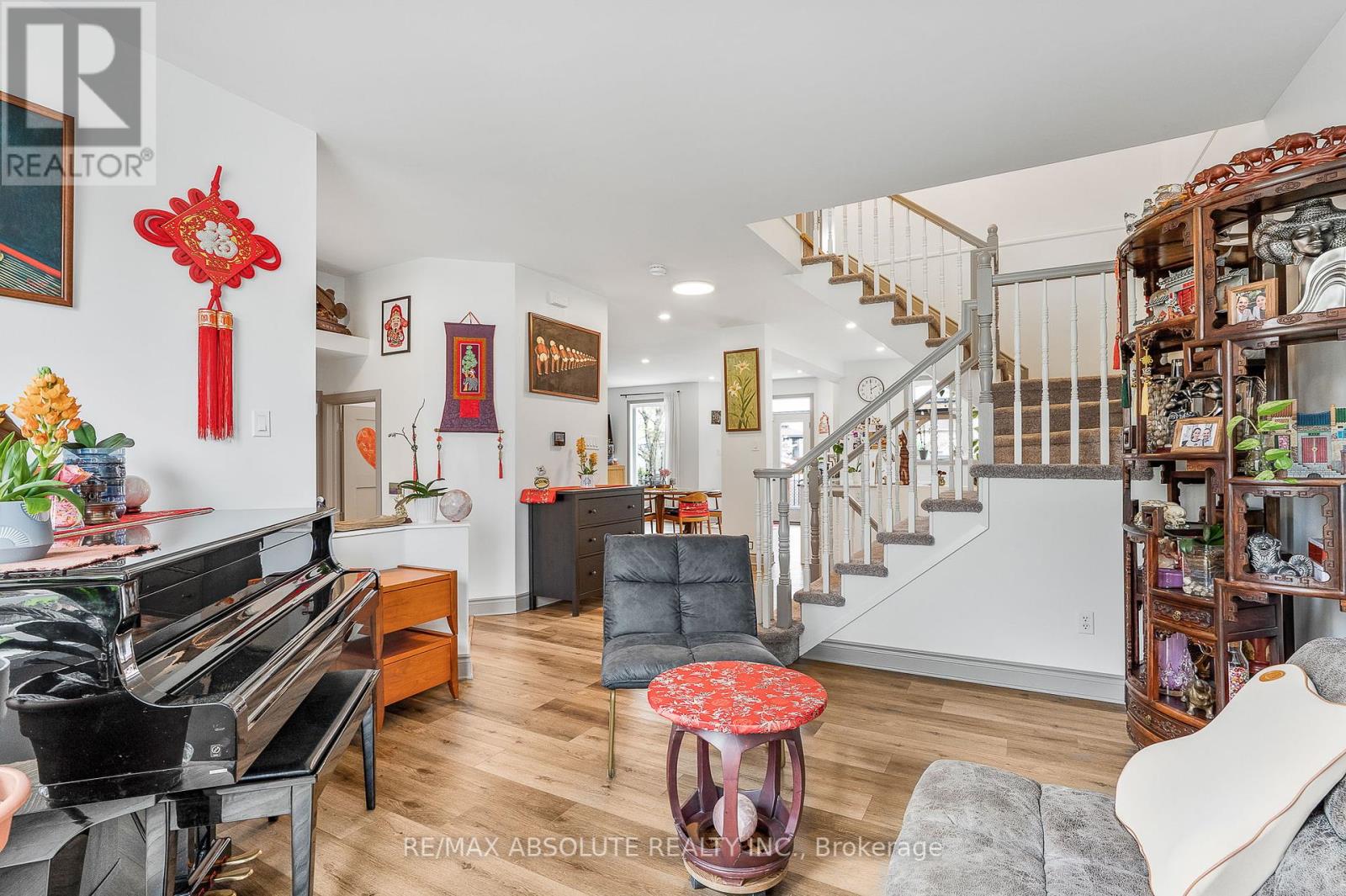Property at 6000 LONGLEAF DRIVE image 5