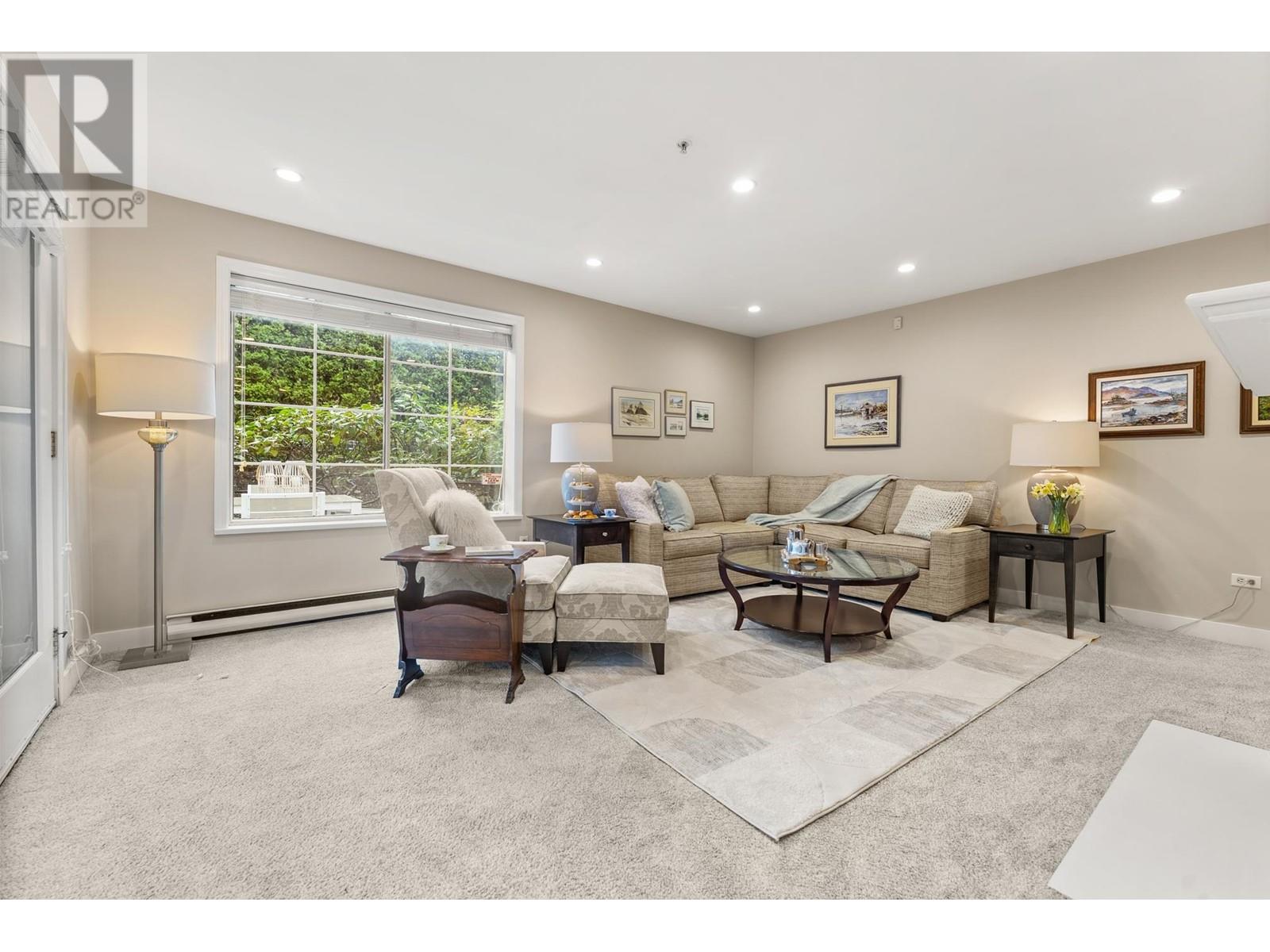 1816 Collingwood Street, Vancouver, British Columbia  V6R 3K5 - Photo 3 - R3001007
