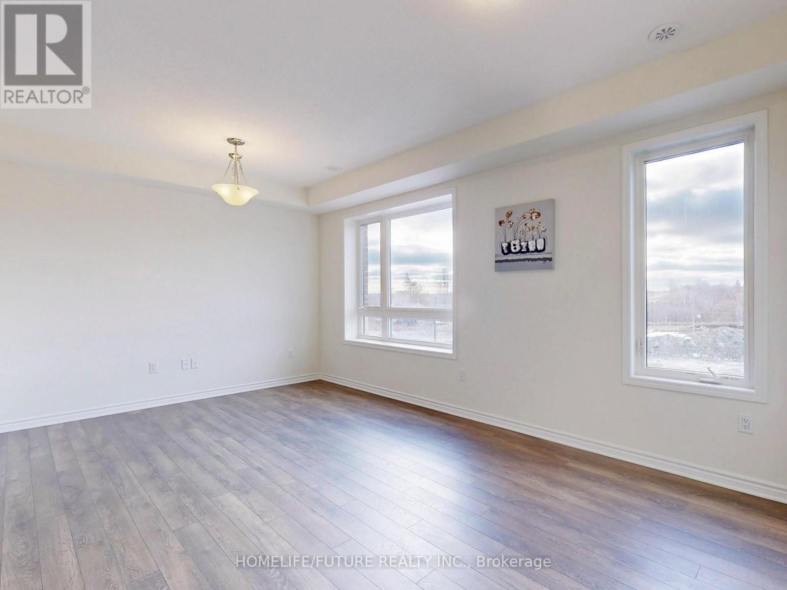 3217 Brigadier Avenue, Pickering, Ontario  L1X 0N4 - Photo 10 - E12138710