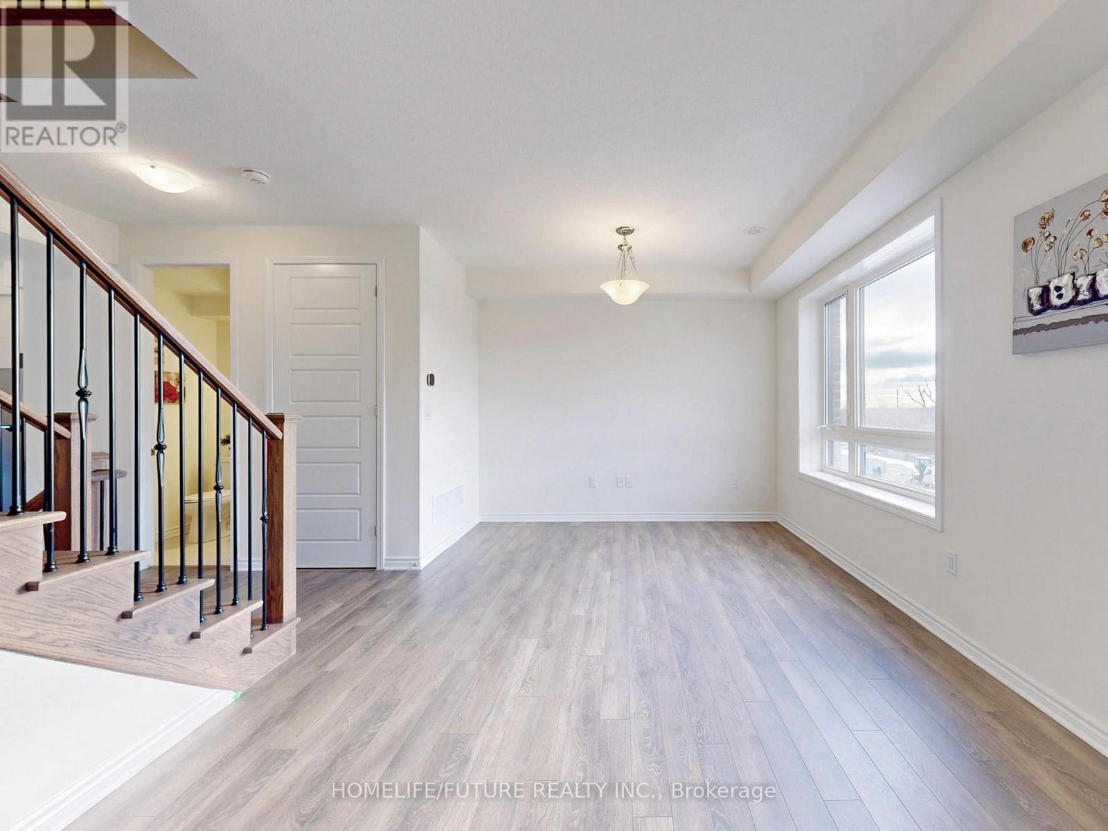 3217 Brigadier Avenue, Pickering, Ontario  L1X 0N4 - Photo 12 - E12138710