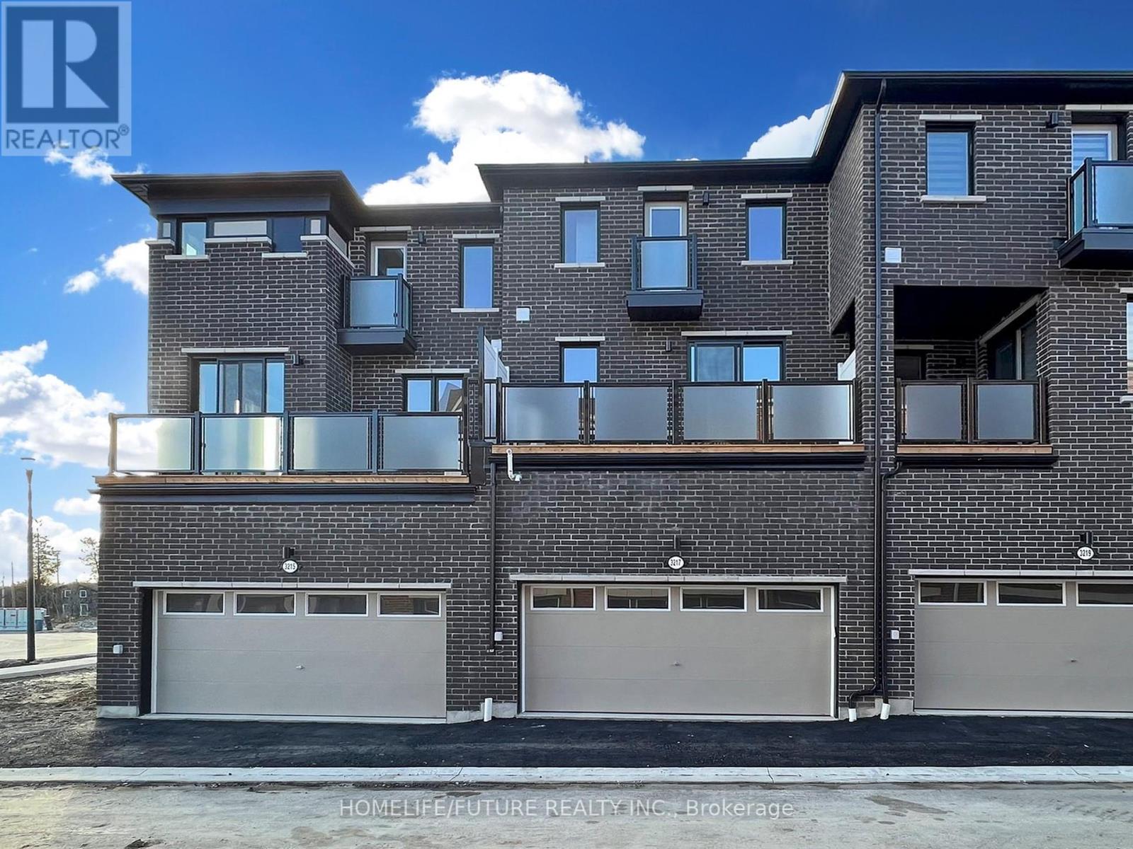 3217 Brigadier Avenue, Pickering, Ontario  L1X 0N4 - Photo 39 - E12138710