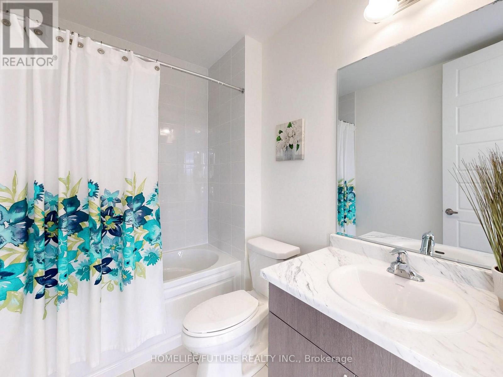 3217 Brigadier Avenue, Pickering, Ontario  L1X 0N4 - Photo 5 - E12138710