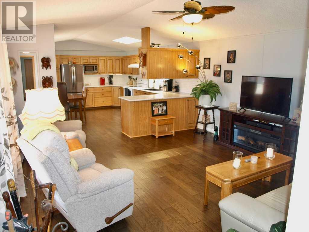 Property at 4901 Dorchester Avenue image 2