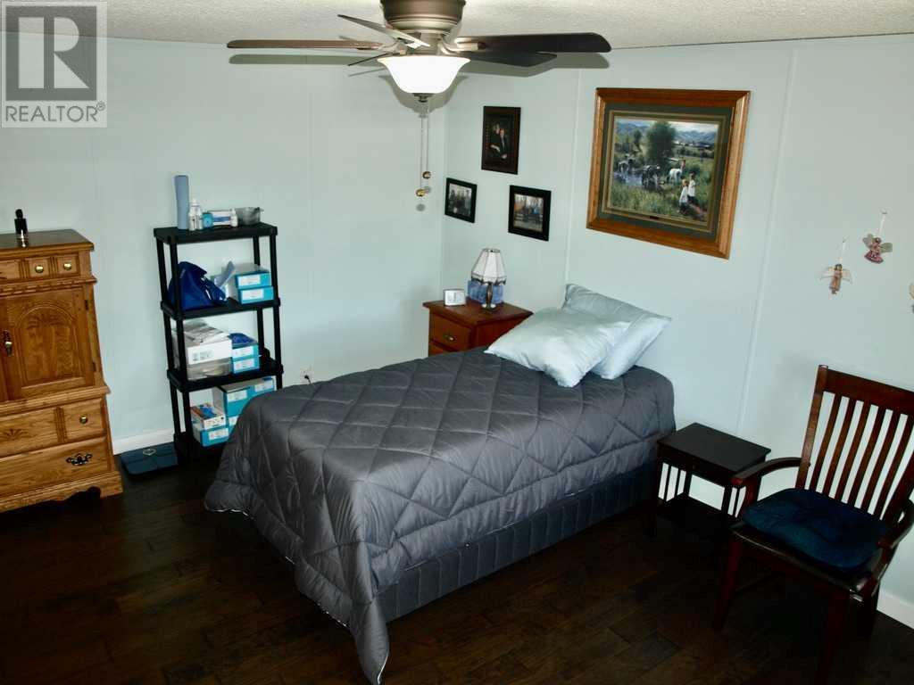 4901 Dorchester Avenue, Red Deer, Alberta  T4R 2Z8 - Photo 11 - A2211244