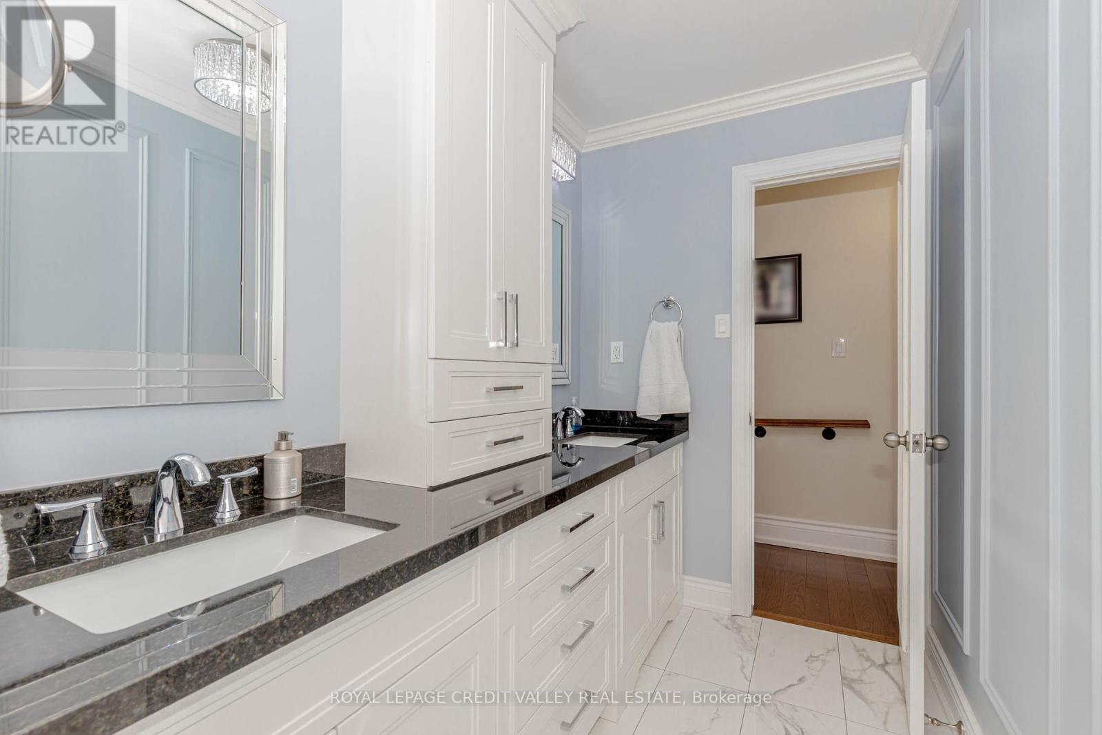 119 Connaught Crescent, Caledon, Ontario  L7E 2S3 - Photo 24 - W12138724